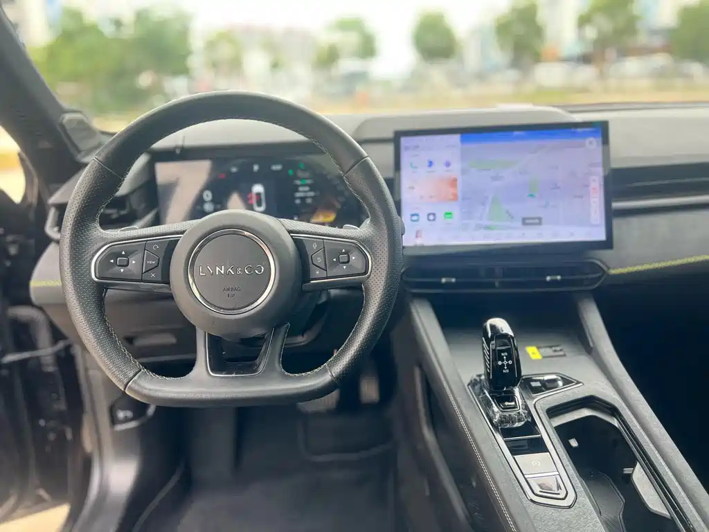 LYNK&CO 03 2024