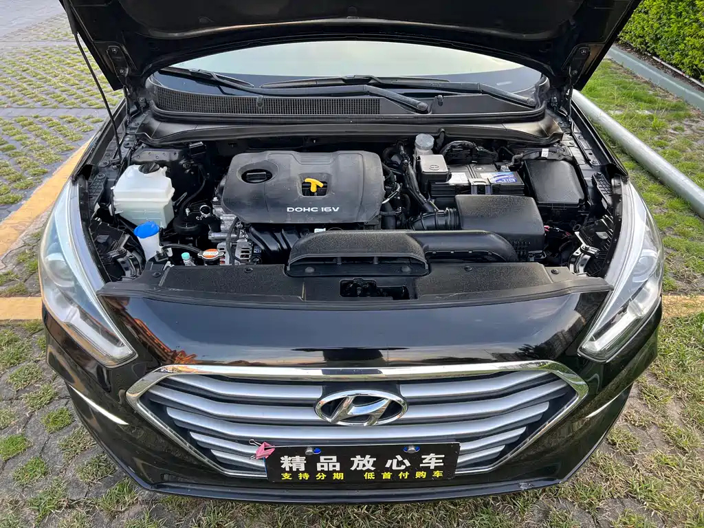 HYUNDAI MISTRA 2017