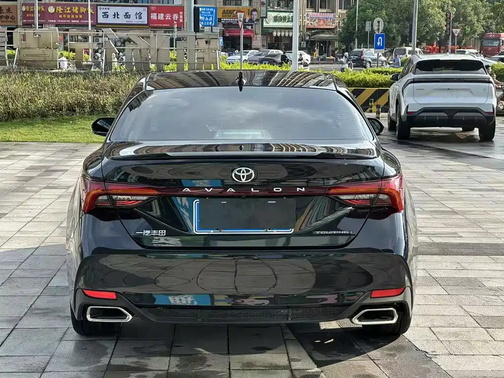 TOYOTA AVALON 2023