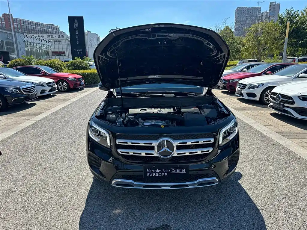MERCEDES BENZ GLB 2023