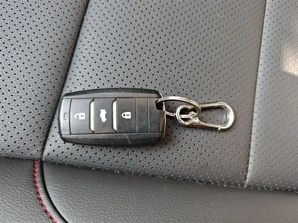 CHANGAN CS75 2016