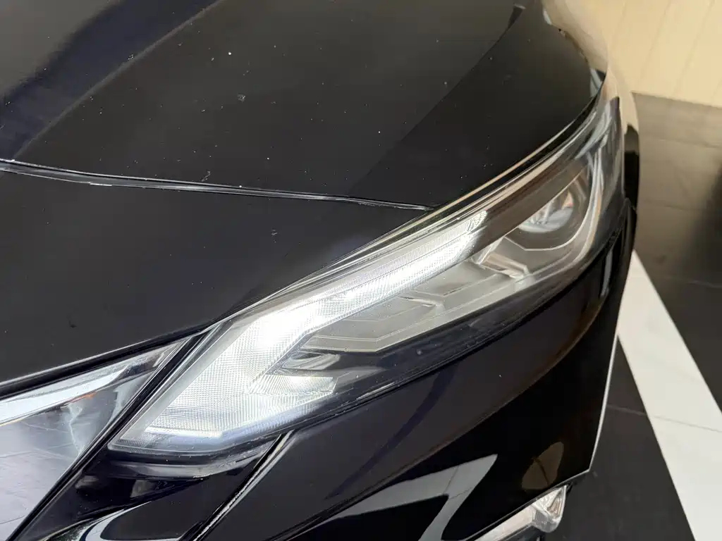 NISSAN TEANA 2021
