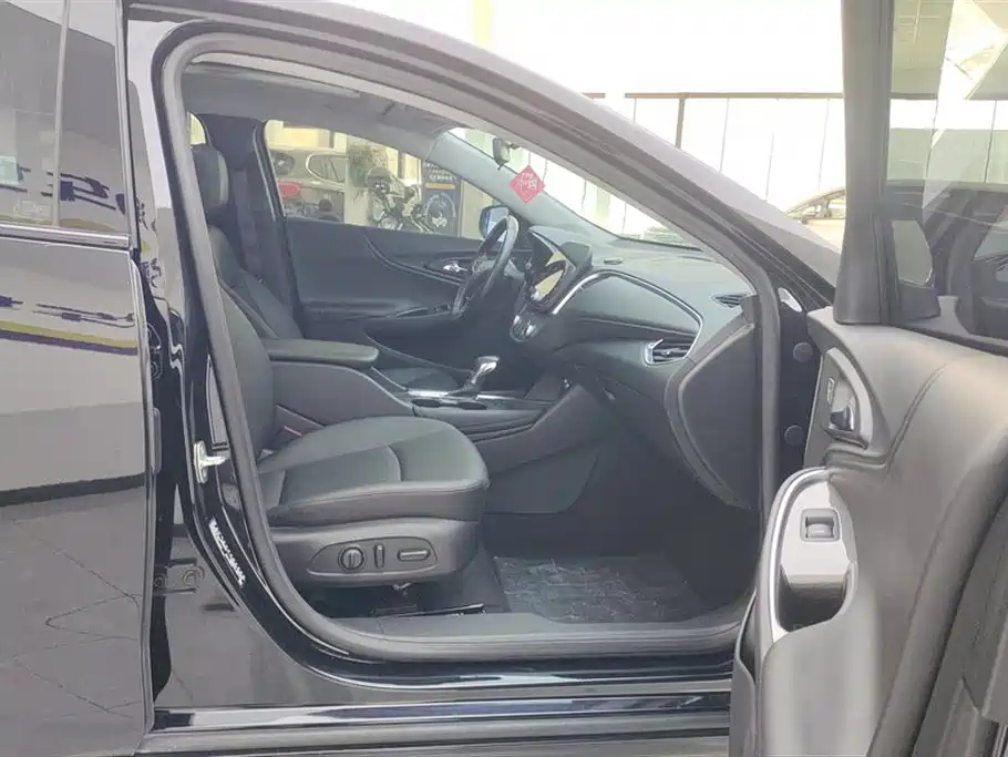 CHEVROLET MALIBU XL 2023