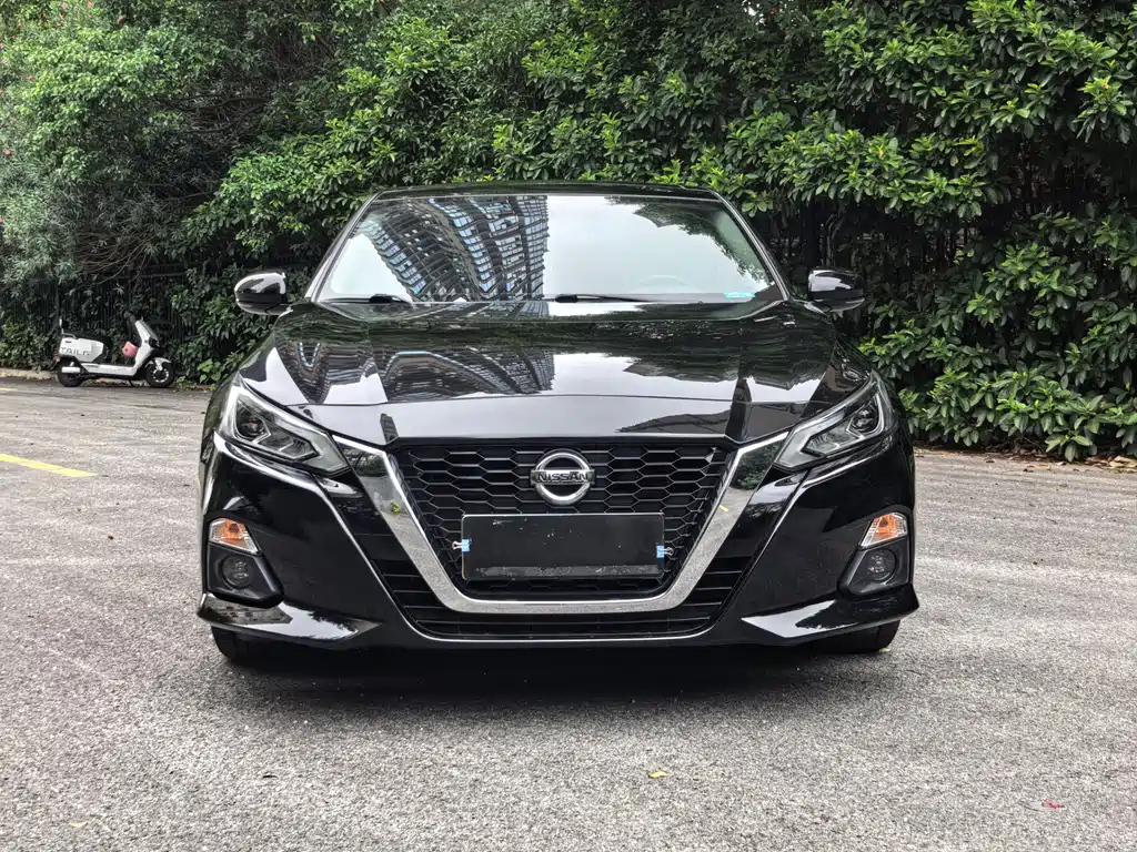 NISSAN TEANA 2021