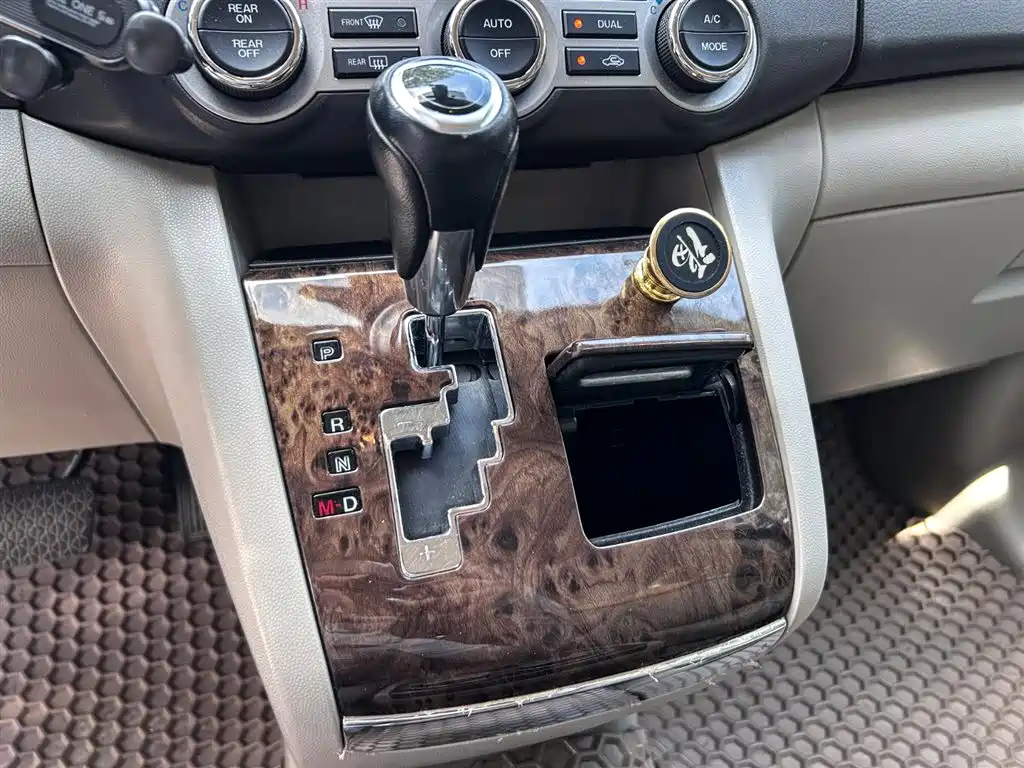MAZDA 8 2013