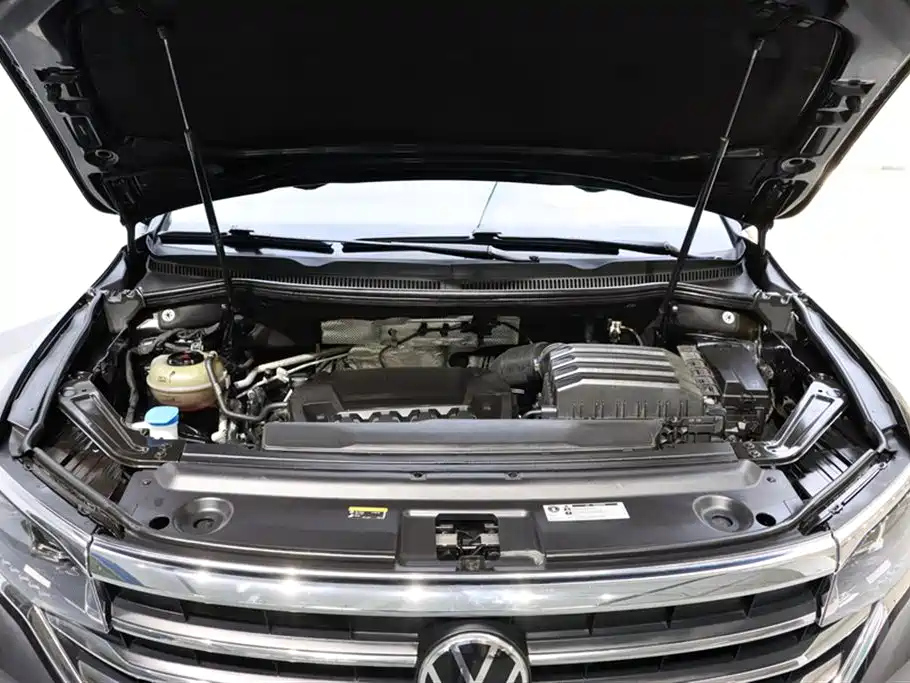 VOLKSWAGEN VILORAN 2022