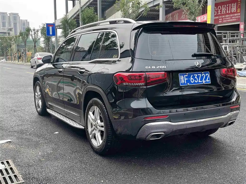 MERCEDES BENZ GLB 2022