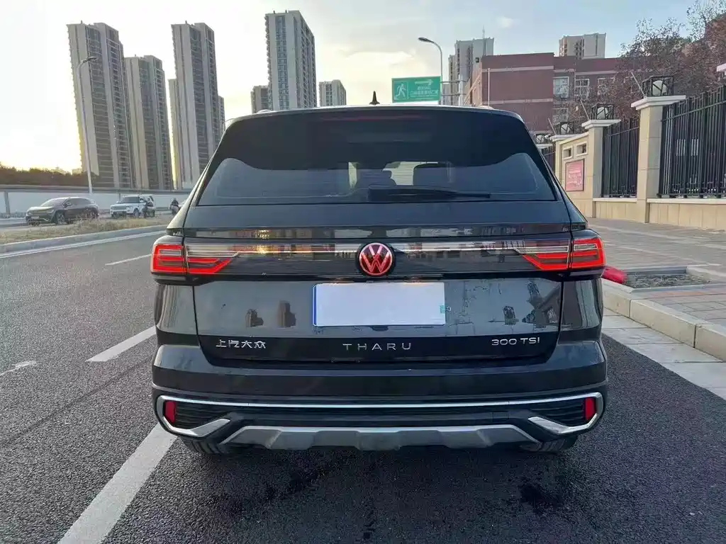 VOLKSWAGEN THARU 2023