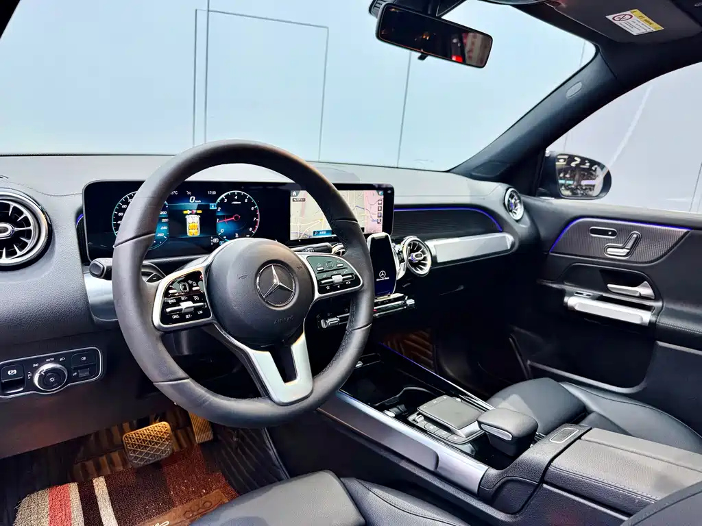 MERCEDES BENZ GLB 2020