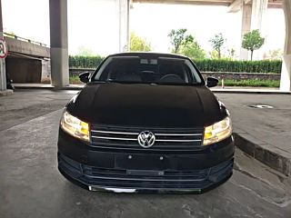 VOLKSWAGEN SANTANA 2017