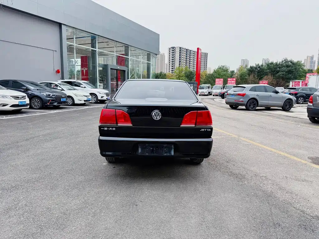 VOLKSWAGEN JETTA 2012