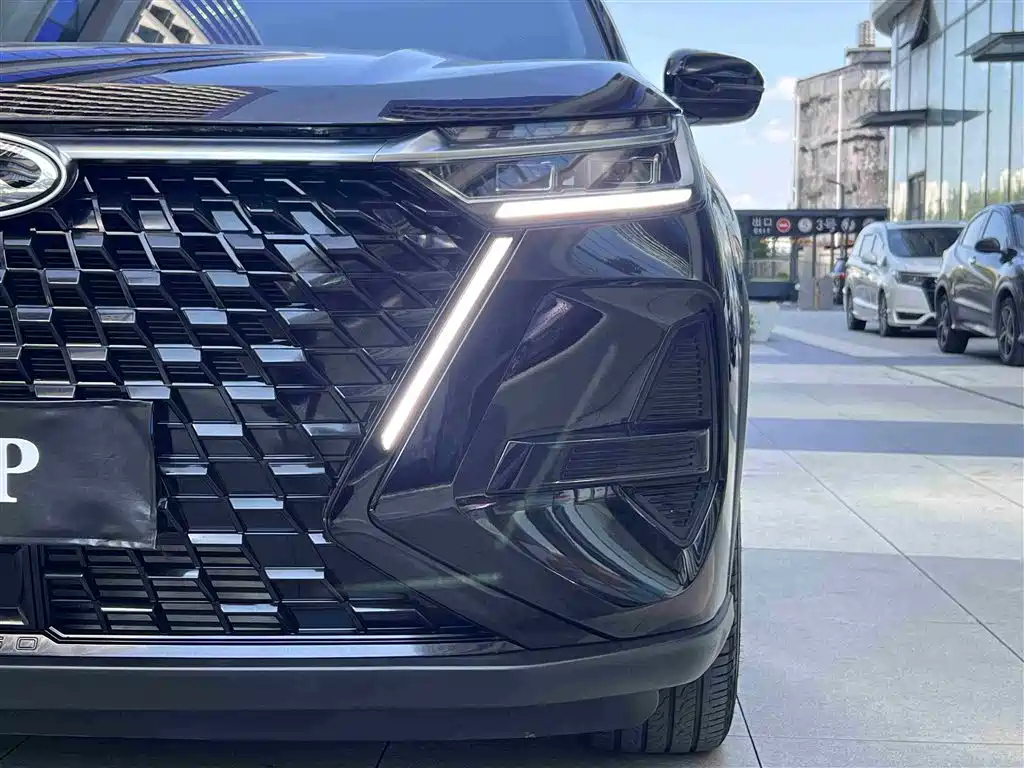 CHERY TIGGO 8 PRO 2025