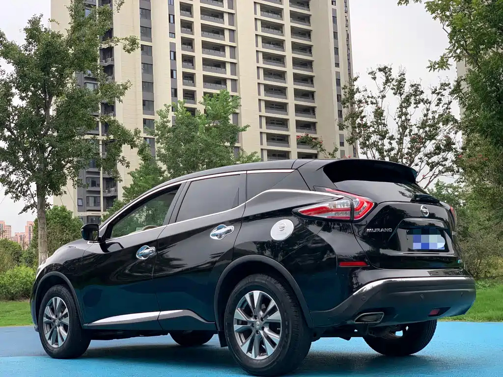 NISSAN MURANO 2015