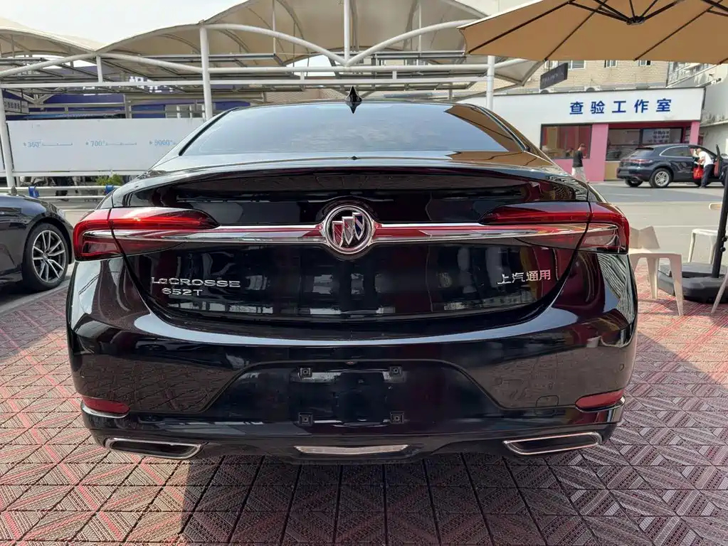 BUICK LACROSSE 2022