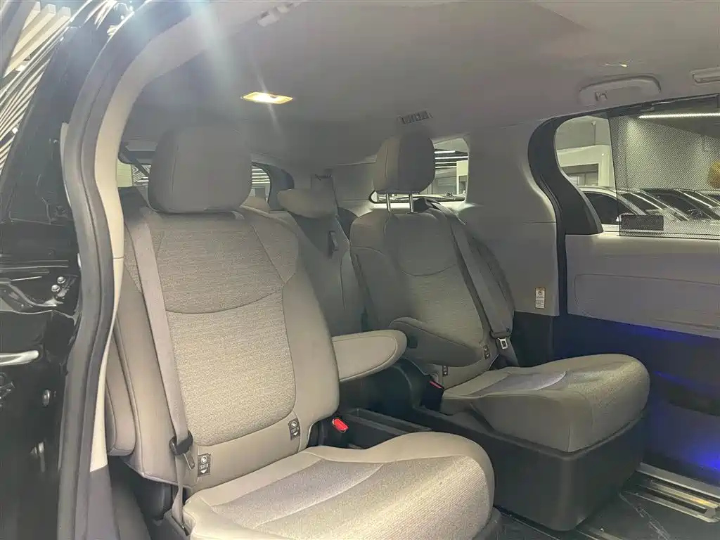 TOYOTA SIENNA SIENNA 2023