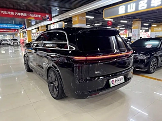 LI AUTO L8  2025 YEAR MAX INTELLIGENT  EDITION 2025