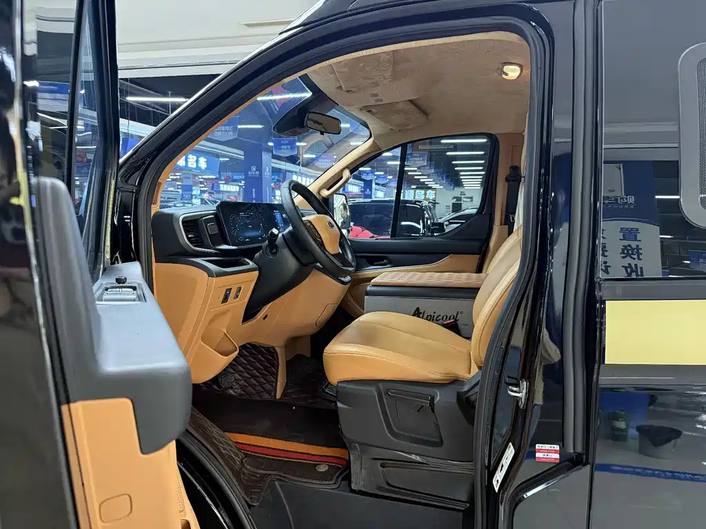FORD TRANSIT 2023