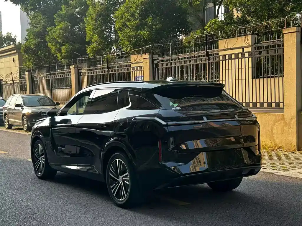 LYNK&CO 08 NEW ENERGY 2024