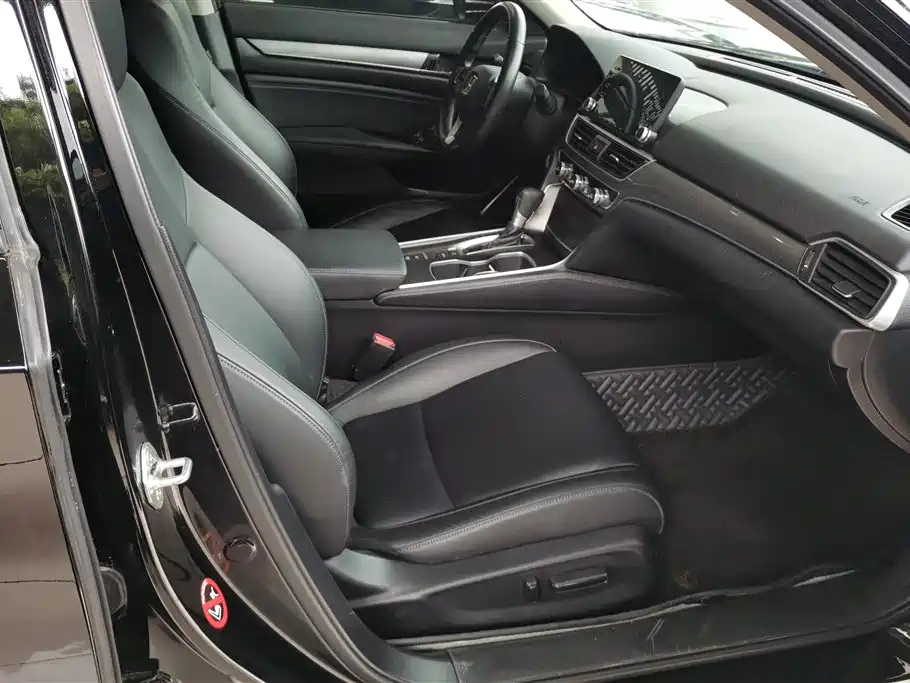 HONDA ACCORD 2018