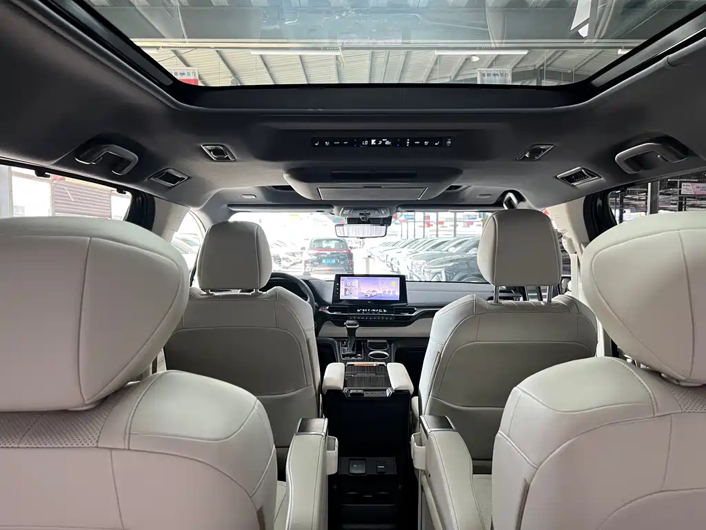 TOYOTA SIENNA SIENNA 2024