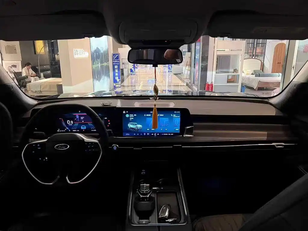 FORD EDGE 2025