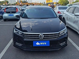 VOLKSWAGEN PASSAT 2018
