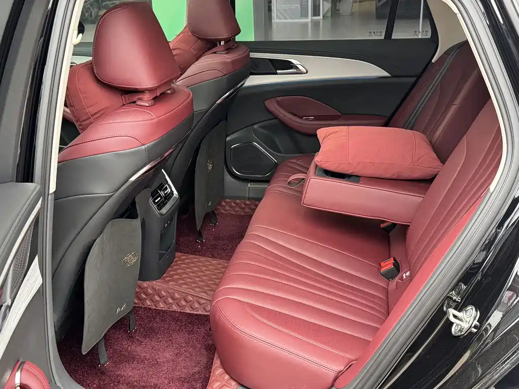 HONGQI H5 2025