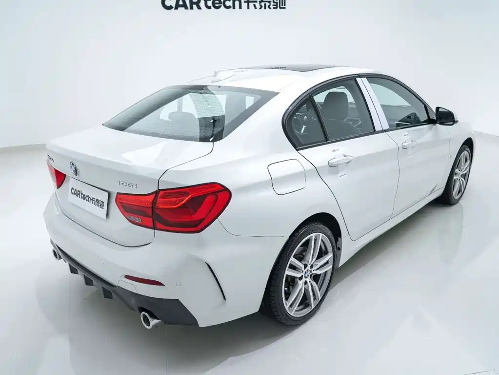 BMW 1-SERIES 2020