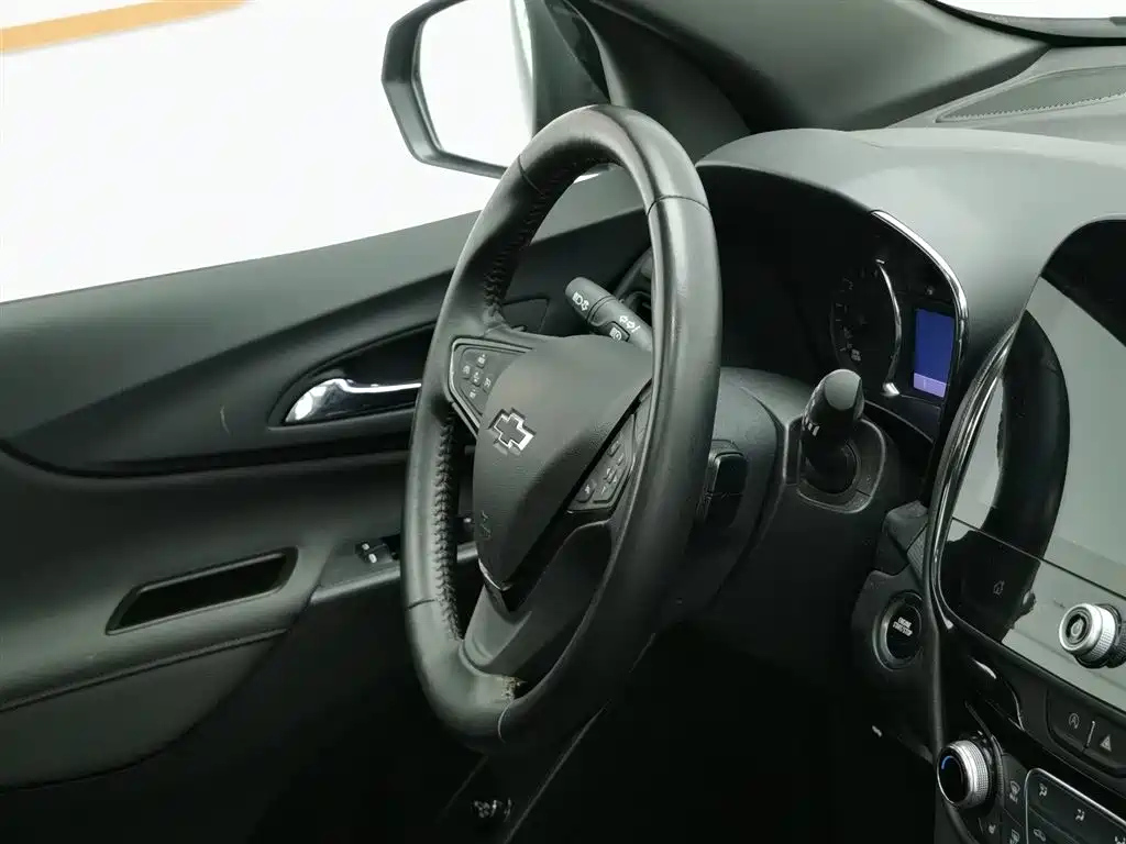 CHEVROLET EXPLORER 2022
