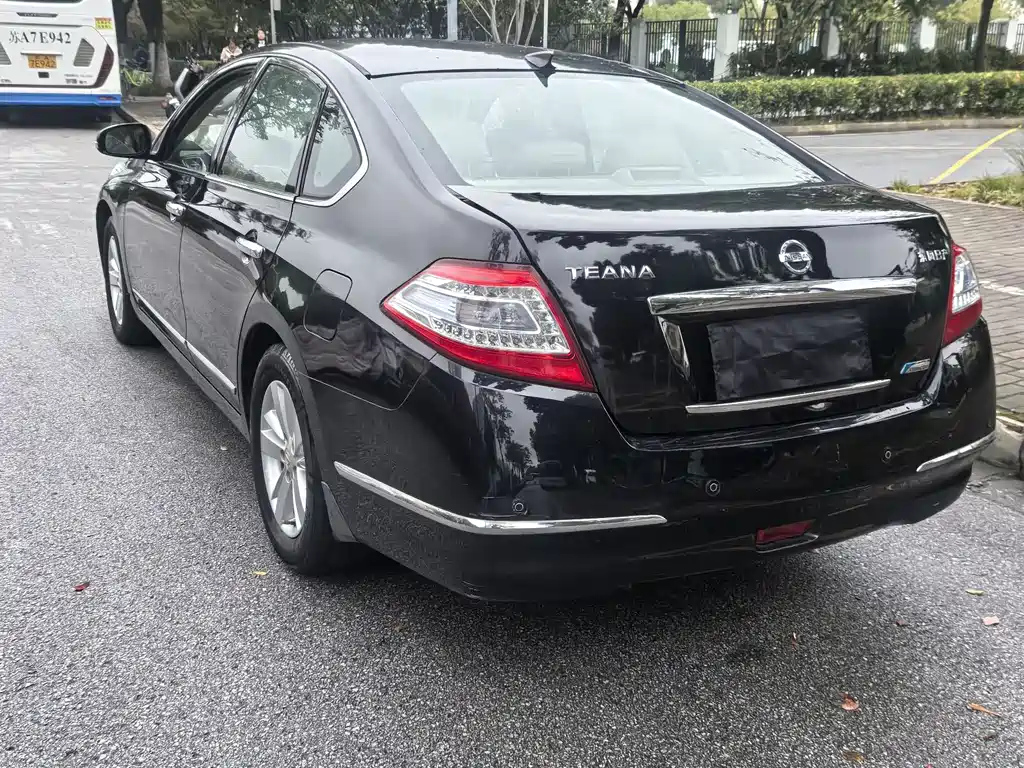 NISSAN TEANA 2013