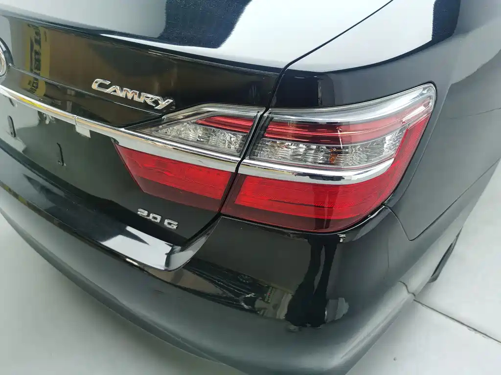 TOYOTA CAMRY 2016