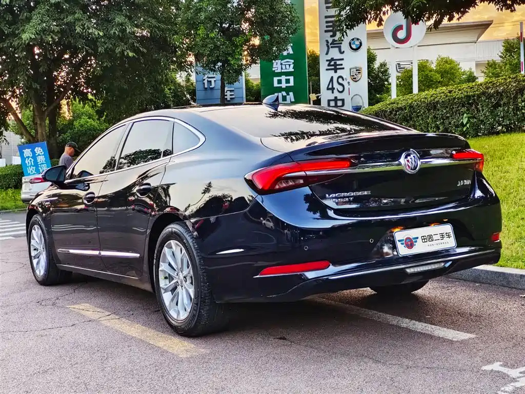 BUICK LACROSSE 2022