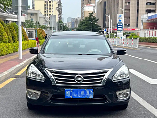 NISSAN TEANA 2015