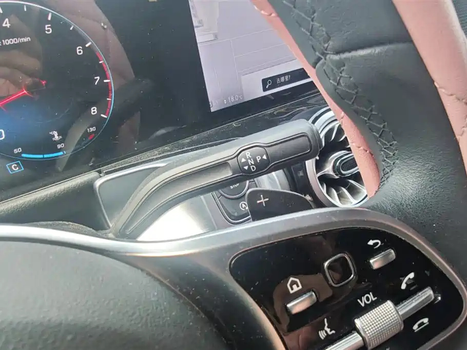 MERCEDES BENZ GLB 2022