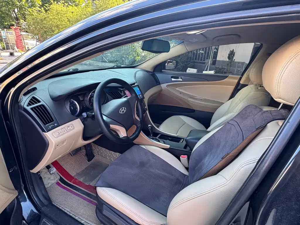 HYUNDAI SONATA 2013