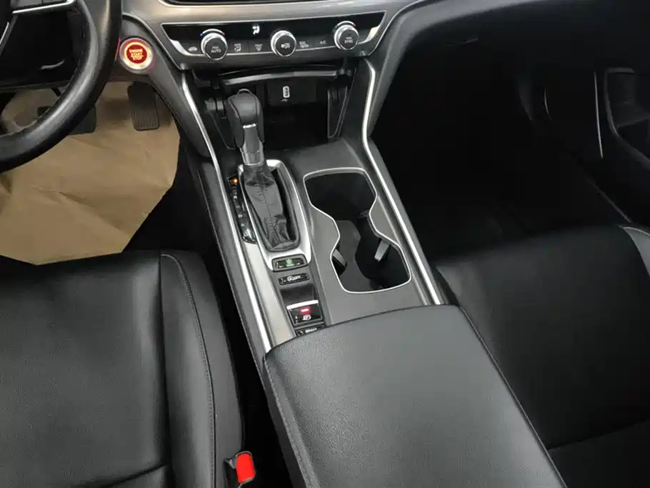 HONDA ACCORD 2018