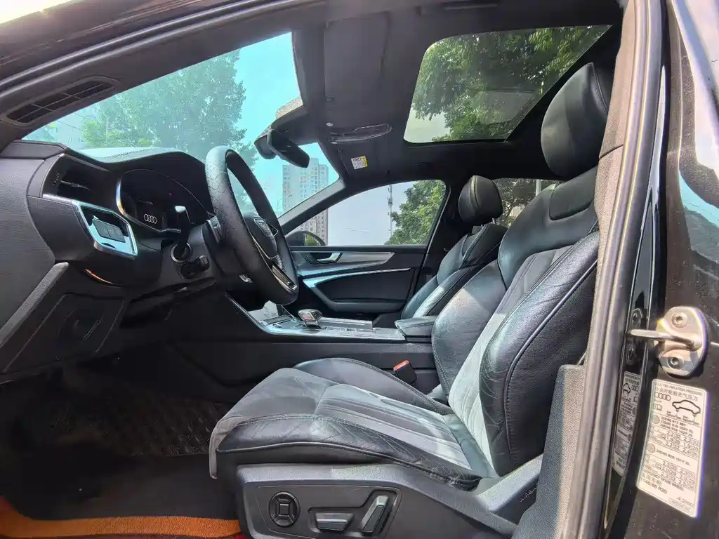 AUDI A6L 2021