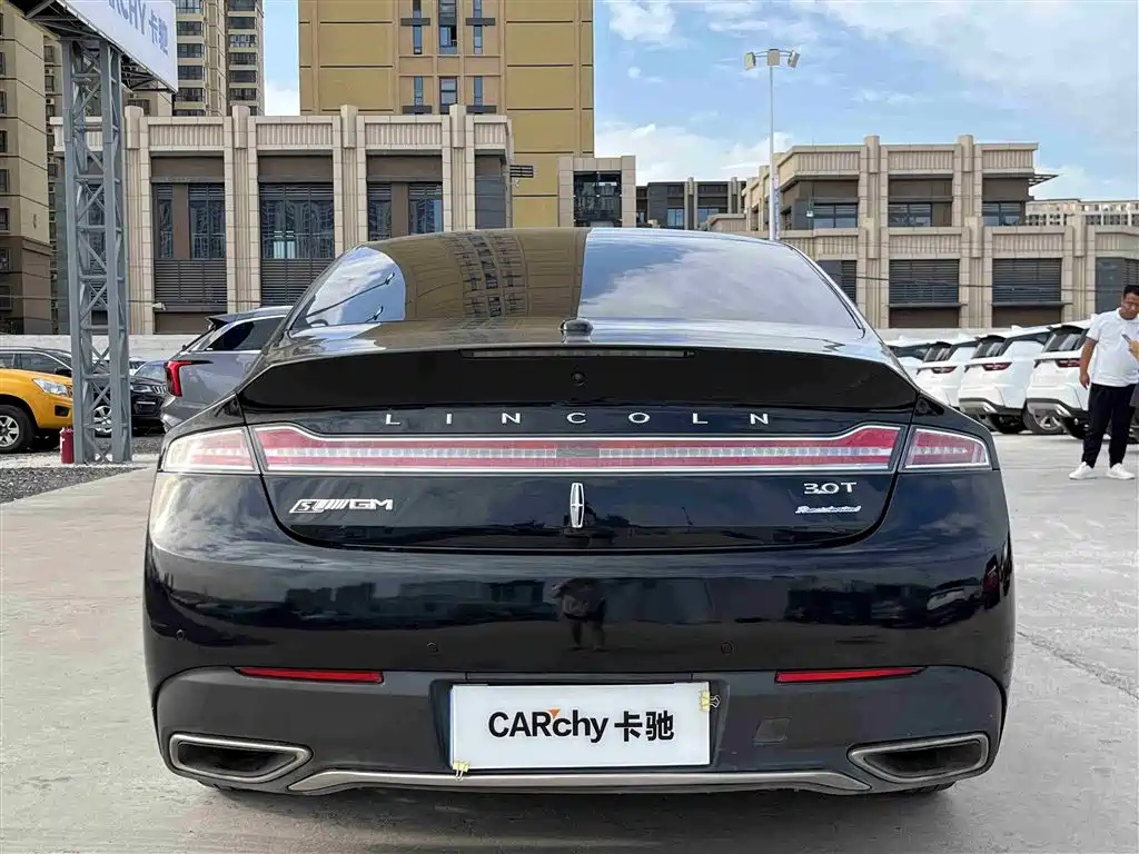 LINCOLN MKZ 2019