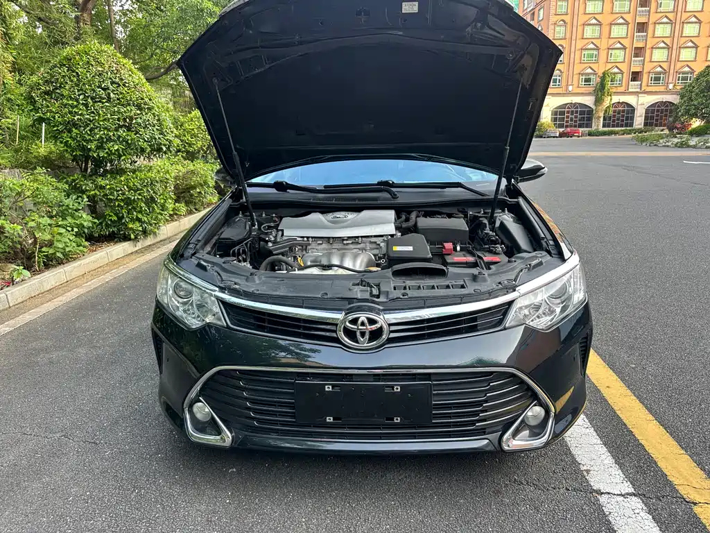 TOYOTA CAMRY 2017