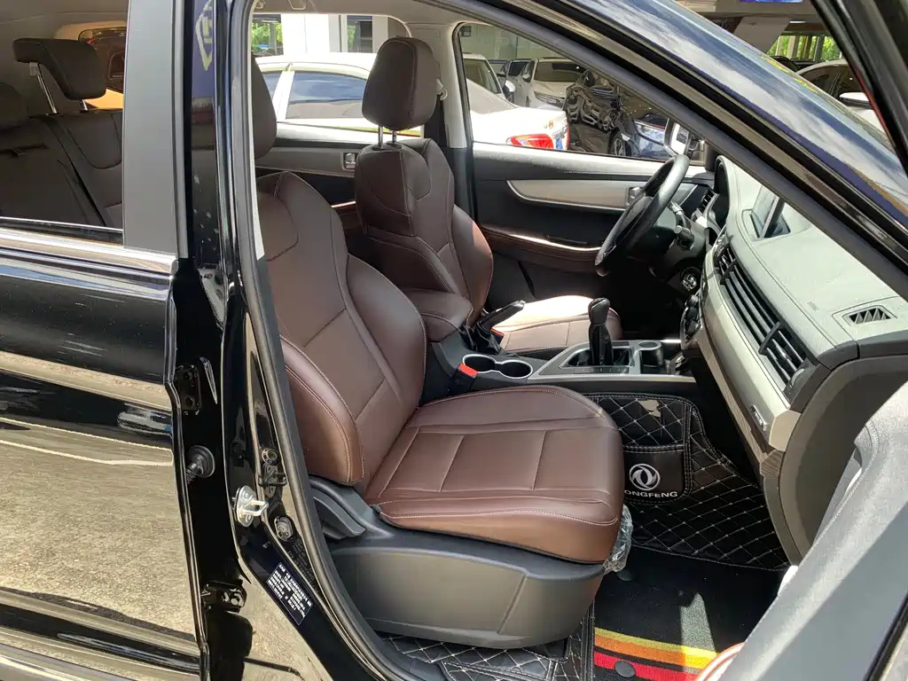 DONGFENG FORTHING T5 2022