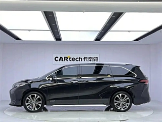 TOYOTA GRANVIA 2024
