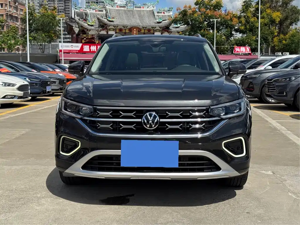 VOLKSWAGEN TAYRON 2022