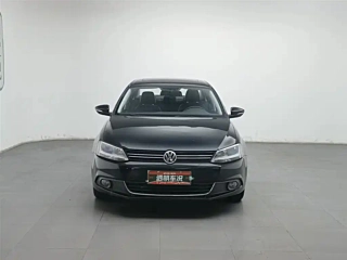 VOLKSWAGEN SAGITAR 2015