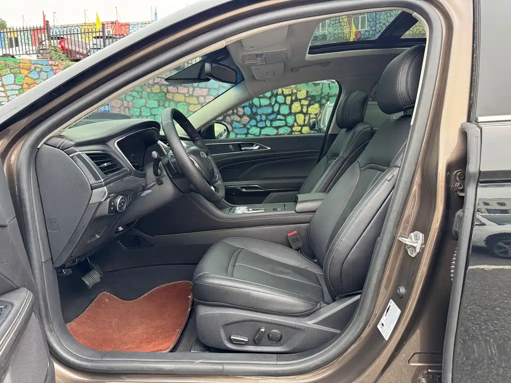 FORD TAURUS 2015