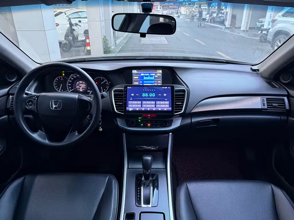 HONDA ACCORD 2015