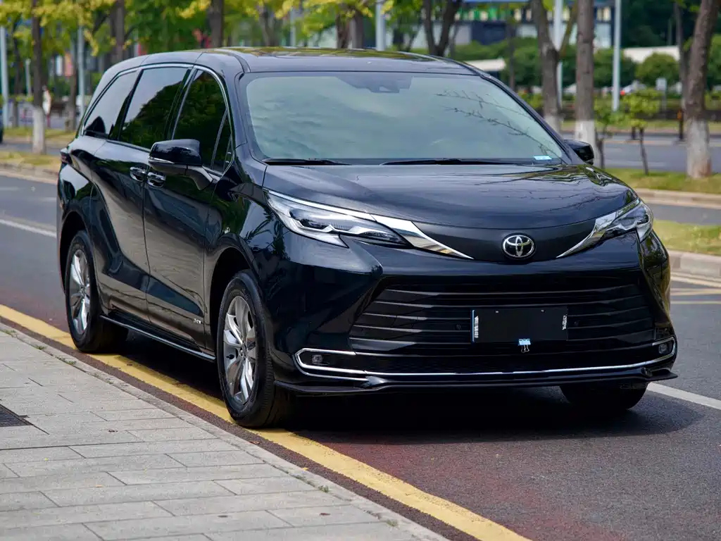 TOYOTA SIENNA SIENNA 2024