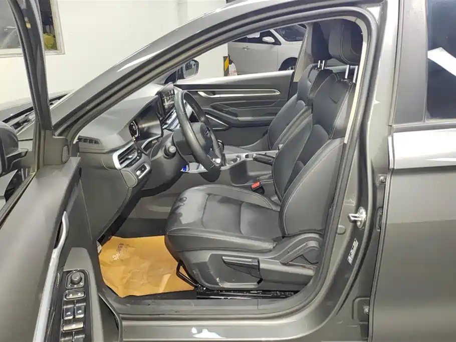 GEELY AUTO EMGRAND 2022