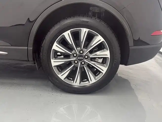 LINCOLN ADVENTURER 2023