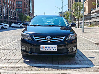 TOYOTA COROLLA 2013