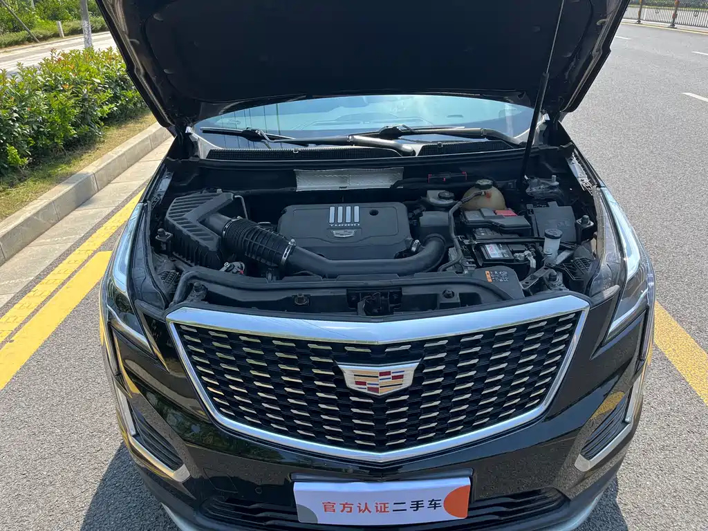 CADILLAC XT5 2021